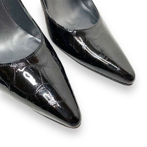 Stuart Weitzman Black Croc Embossed Patent Leather Pointed Toe Pumps Size 7.5 M - Picture 5 of 11